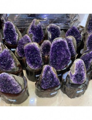 Naturalny ametyst Geode...