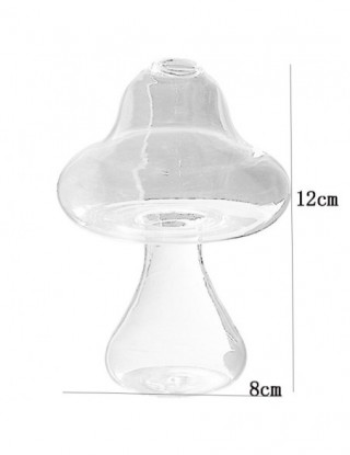 Szklany wazon w kształcie...