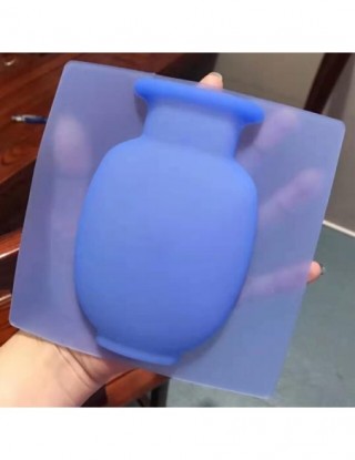 Wazony przyklejony ręcznie...