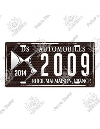 Putuo wystrój samochodu...